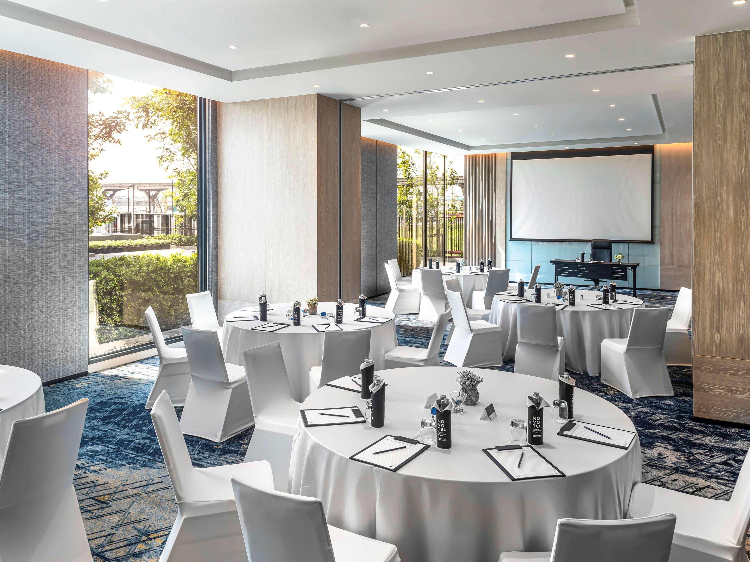 Khách sạn Novotel Future Park Rangsit 4*
